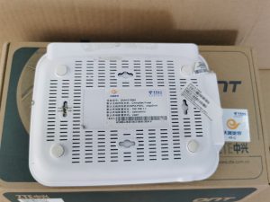 ZTE ZXA10 F660 FTTH on ONT 4GE 2POT 1 USB YCICT