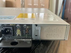 Cisco C9200L-48T-4X-A cisco switch ycict