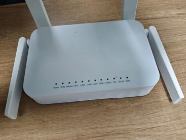 F890L FTTH WiFi 6 4 アンテナ